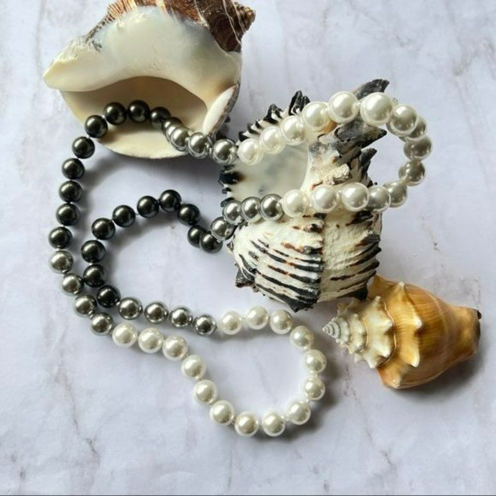 10mm Gradient‎ Color White Gray Black Shell Pearl Necklace 29in